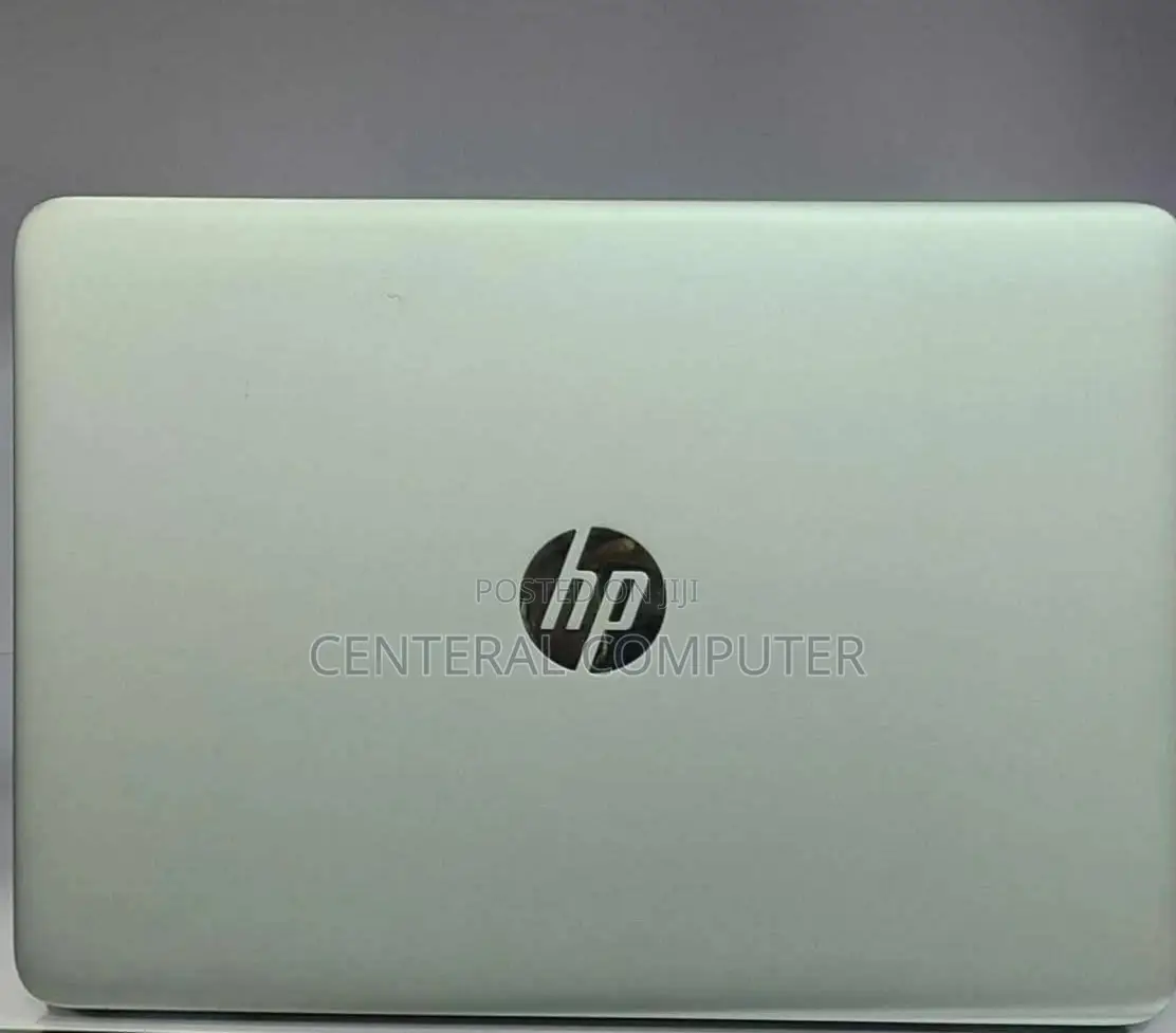 New Laptop HP 251 G3 8GB Intel Core I7 HDD 256GB