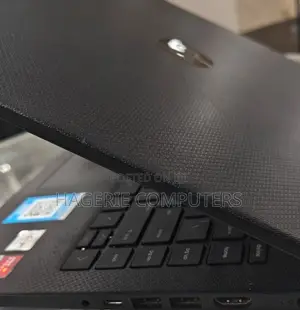New Laptop HP 8GB AMD SSD 256GB