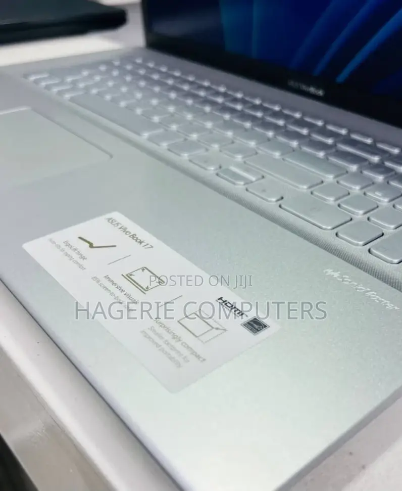 New Laptop Asus VivoBook E12 E203NAH 12GB Intel Core I5 HDD 1T