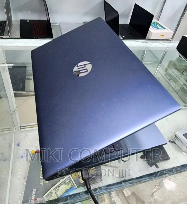 New Laptop HP Pavilion 15 8GB Intel Core I7 SSD 512GB