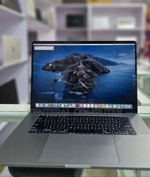 New Laptop Apple MacBook 2019 16GB Intel Core I7 SSD 512GB