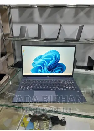 Photo - New Laptop HP Pavilion 15 8GB Intel Core I7 SSD 512GB