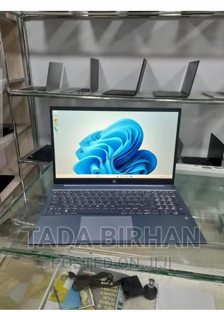 New Laptop HP Pavilion 15 8GB Intel Core I7 SSD 512GB