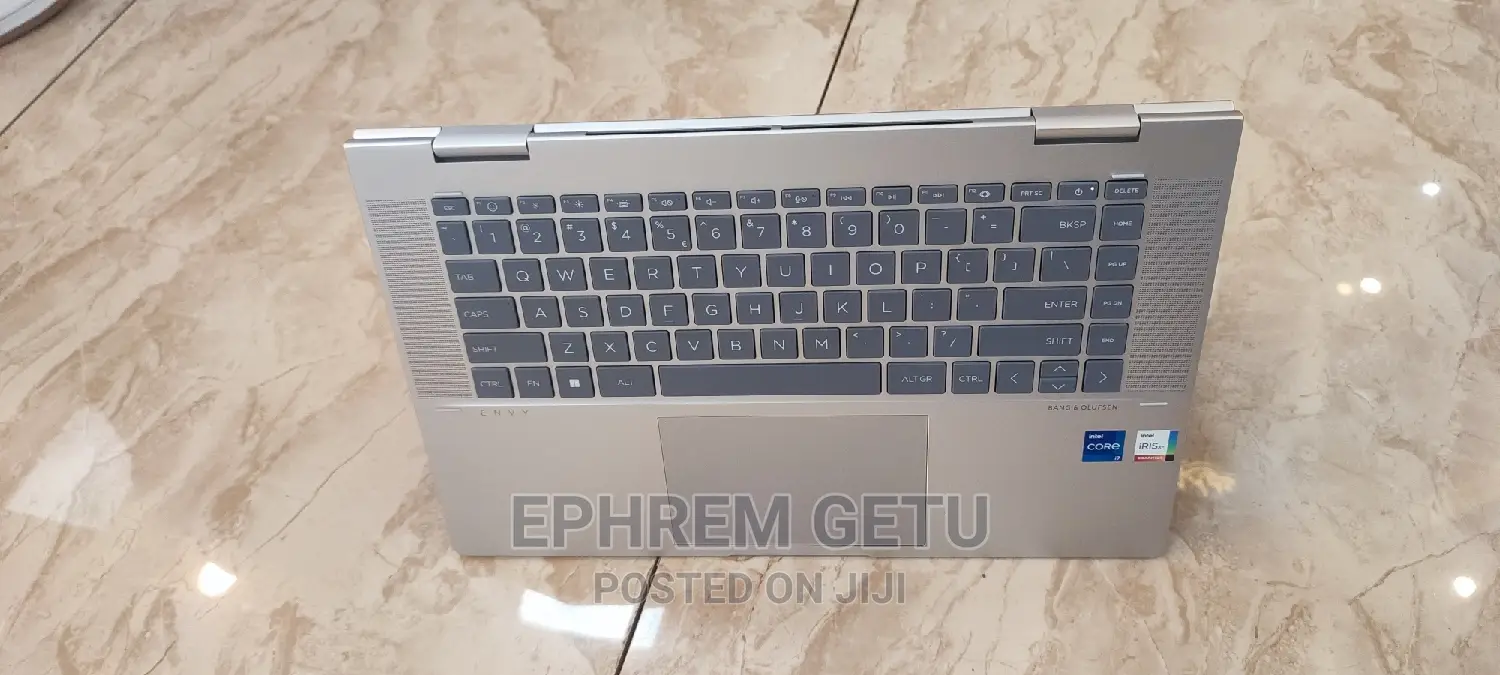 New Laptop HP Envy X360 16GB Intel Core I7 SSD 1T