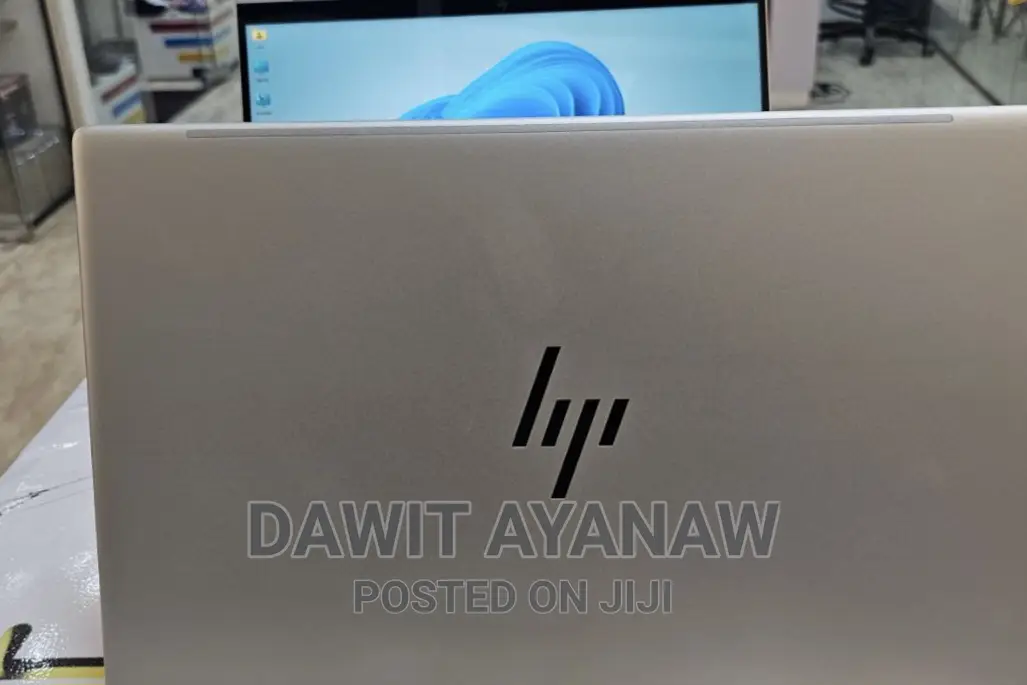 New Laptop HP Envy 13 16GB Intel Core I7 SSD 1T