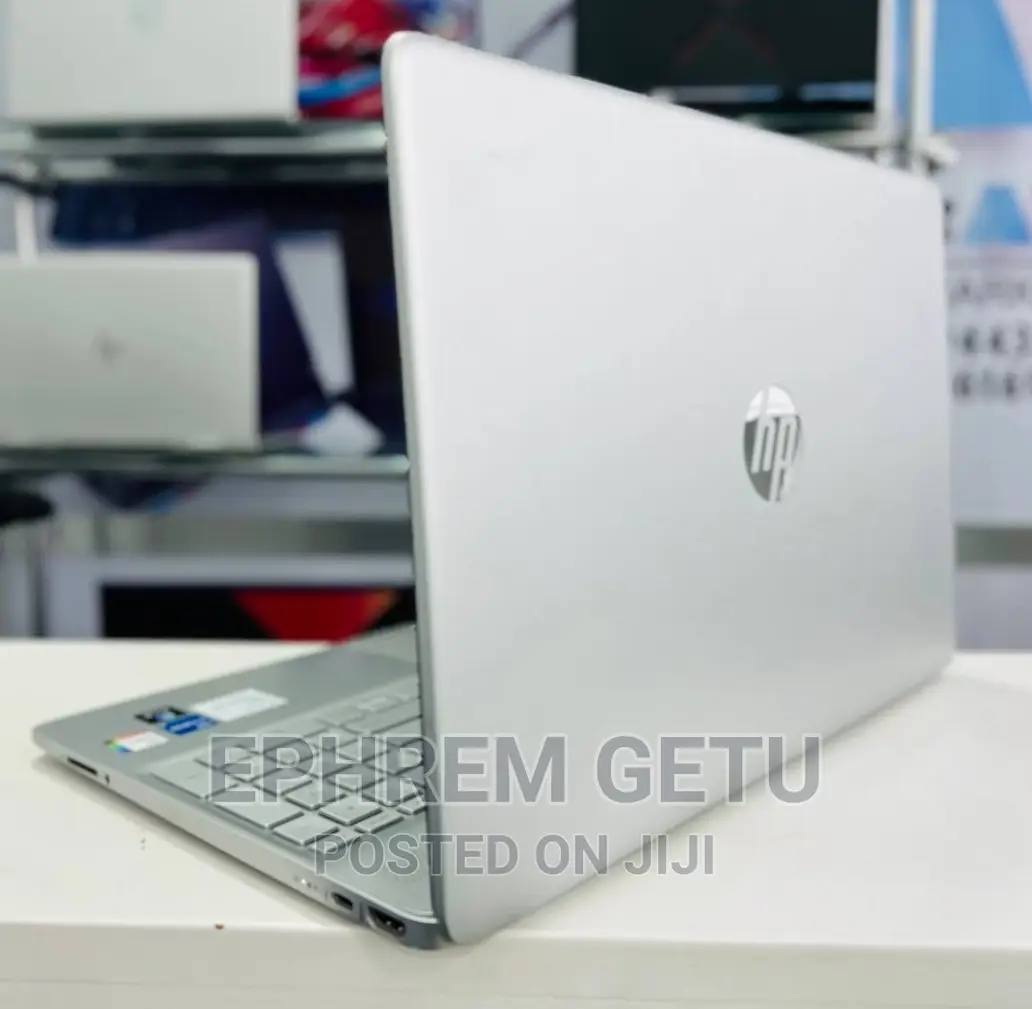 New Laptop HP Stream Notebook 16GB Intel Core I5 SSD 512GB