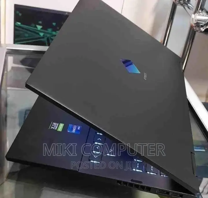New Laptop HP Omen 15 16GB Intel Core I7 SSD 1T