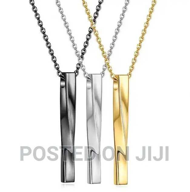 Luxury Necklace for Men Avaliable in Stock