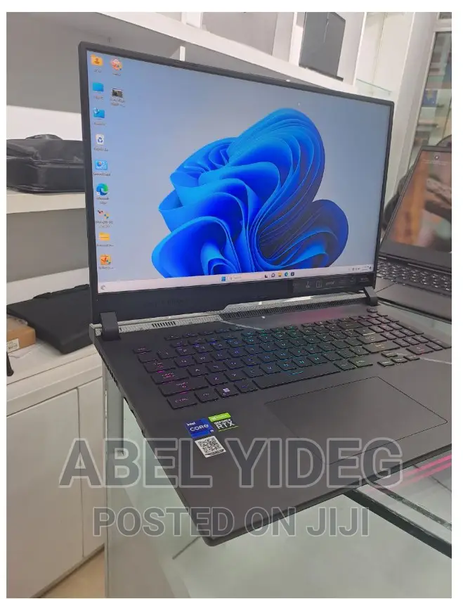 New Laptop Asus 32GB Intel Core I9 SSD 1T