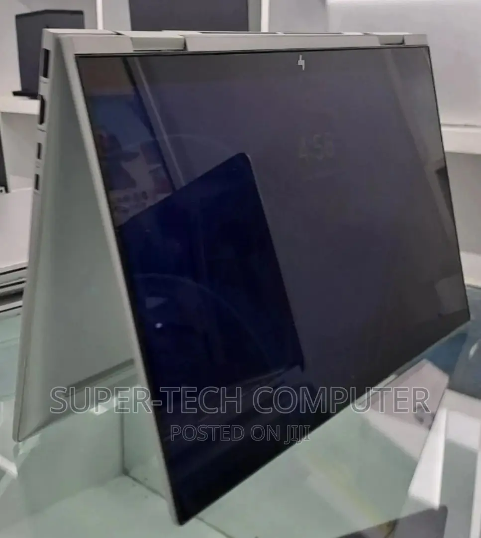 New Laptop HP Envy X360 8GB Intel Core I5 SSD 256GB