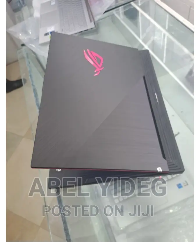 New Laptop Asus 16GB Intel Core I7 SSD 1T