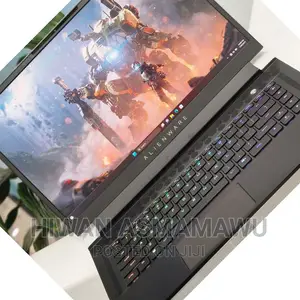 New Laptop Alienware M17x R2 16GB Intel Core I7 SSD 1T