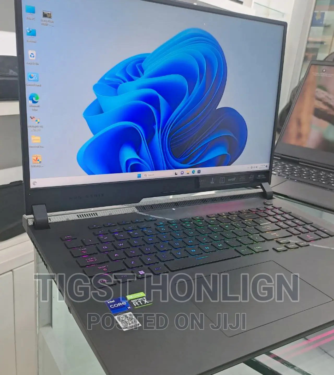 New Laptop Asus ROG Strix G15 32GB Intel Core I9 SSD 1T