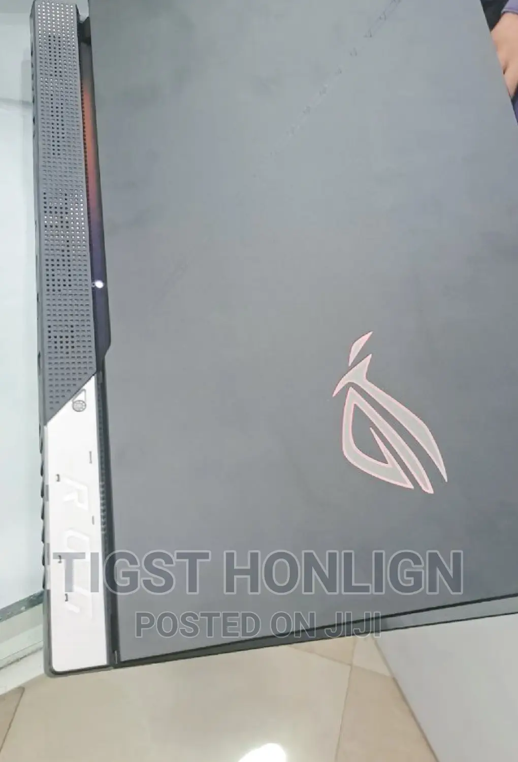 New Laptop Asus ROG Strix G15 32GB Intel Core I9 SSD 1T