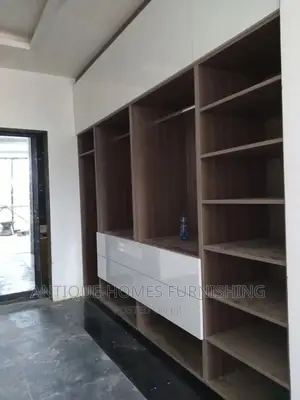 Custom Kitchen Cabinet