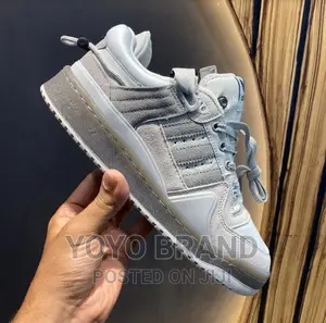 Photo - Orginal Adidas