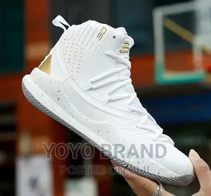 Under Armour Curry's 5