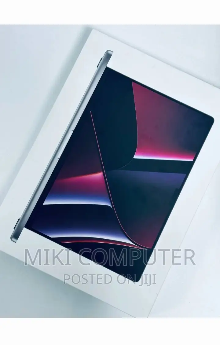 New Laptop Apple MacBook Pro 2023 M2 16GB AMD SSD 1T