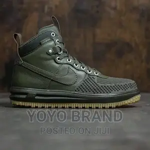 Photo - Orginal Nike Boots