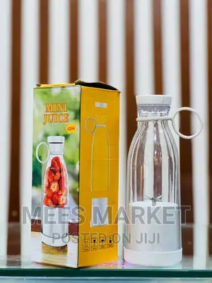 Photo - Portable Rechargeable Charger Juice Blender