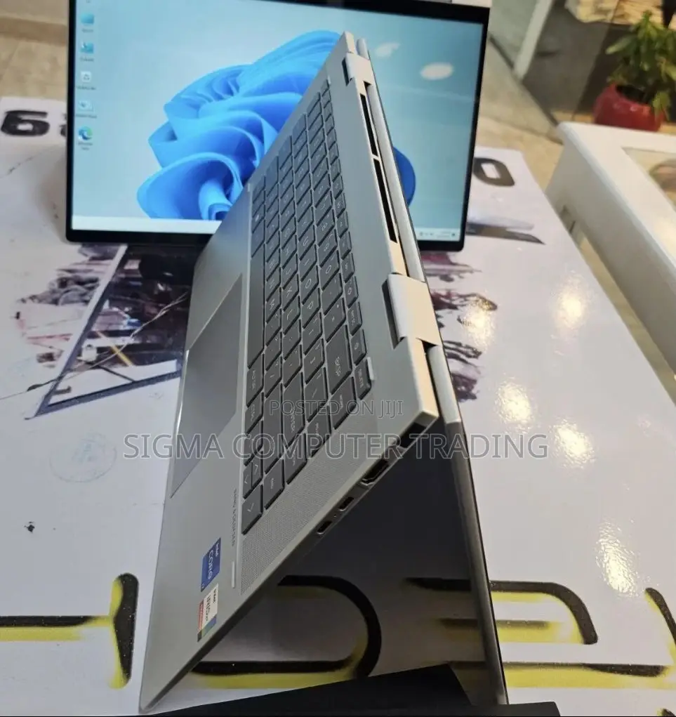 New Laptop HP Envy X360 16GB Intel Core I7 SSD 1T