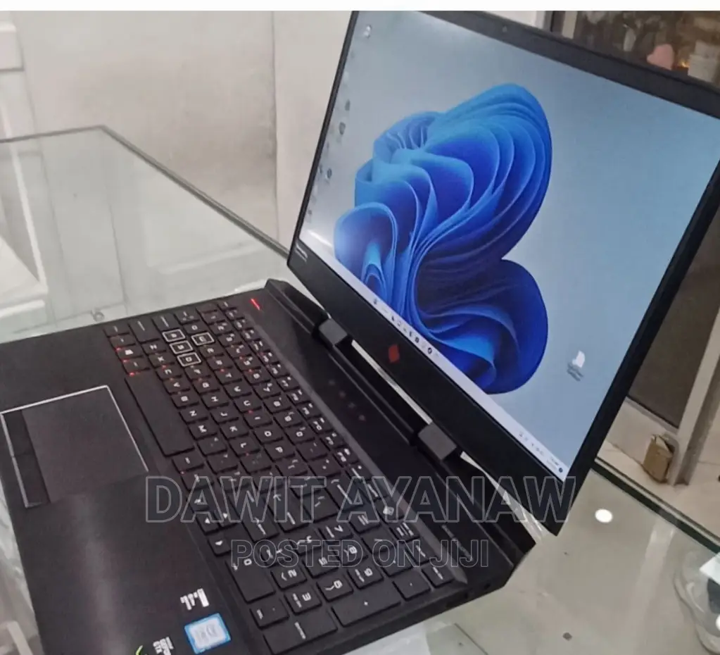 New Laptop HP Omen 15 8GB Intel Core I7 SSD 128GB