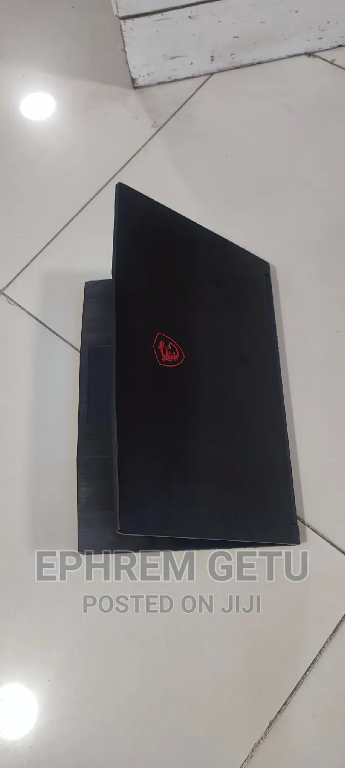 New Laptop MSI GF63 8GB Intel Core I5 SSD 512GB