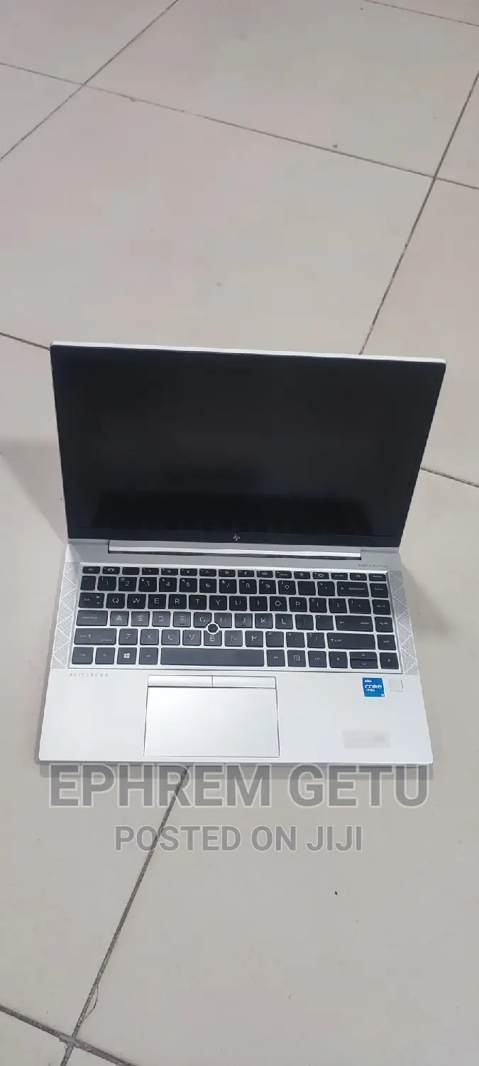 New Laptop HP EliteBook 840 G8 16GB Intel Core I5 SSD 512GB