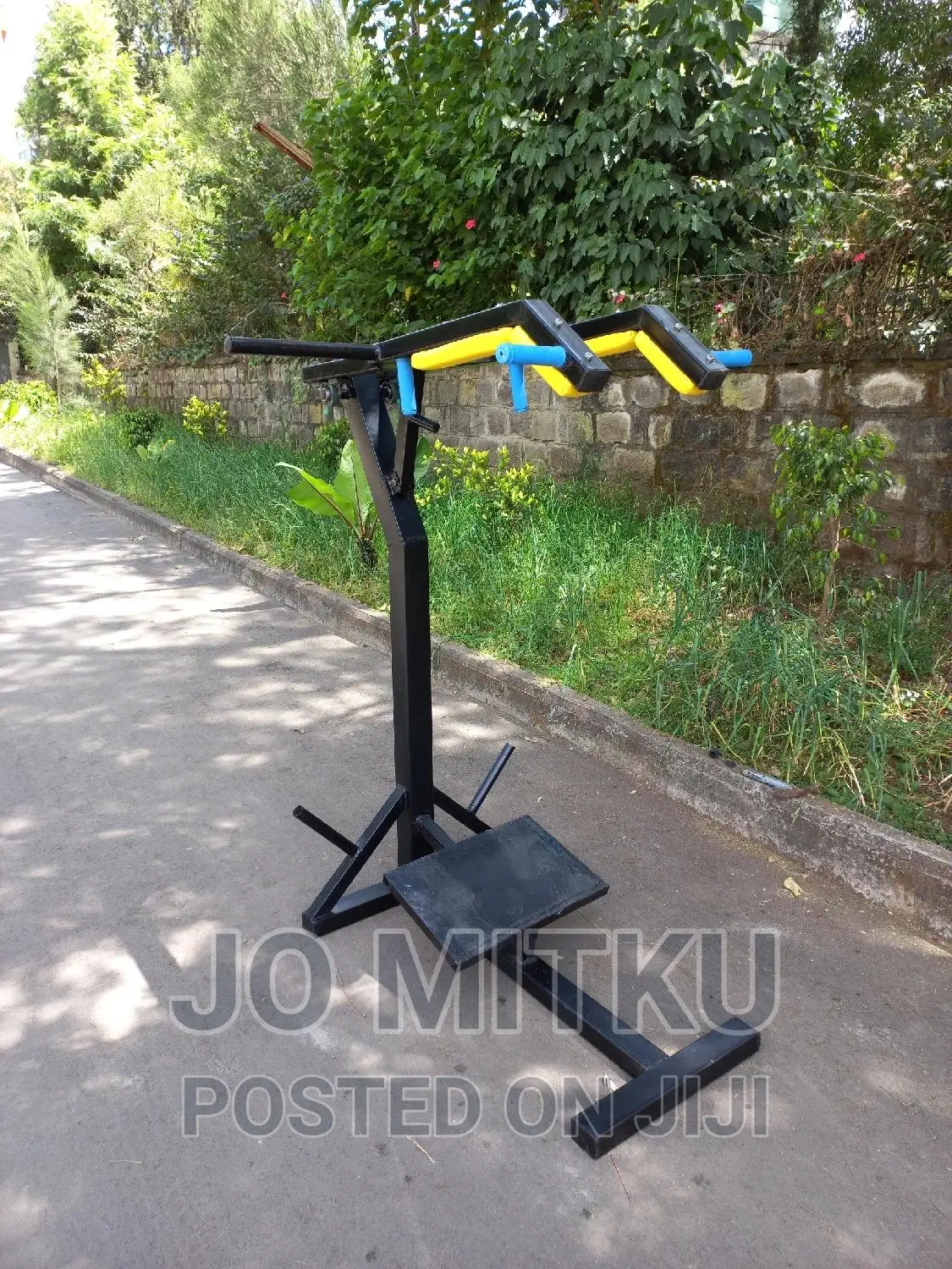 Plate Loaded Squat and Shoulder Press