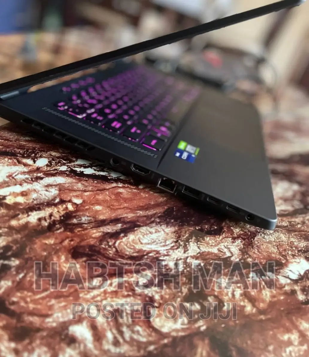 New Laptop Asus ROG Strix G15 16GB Intel Core I9 SSD 1T