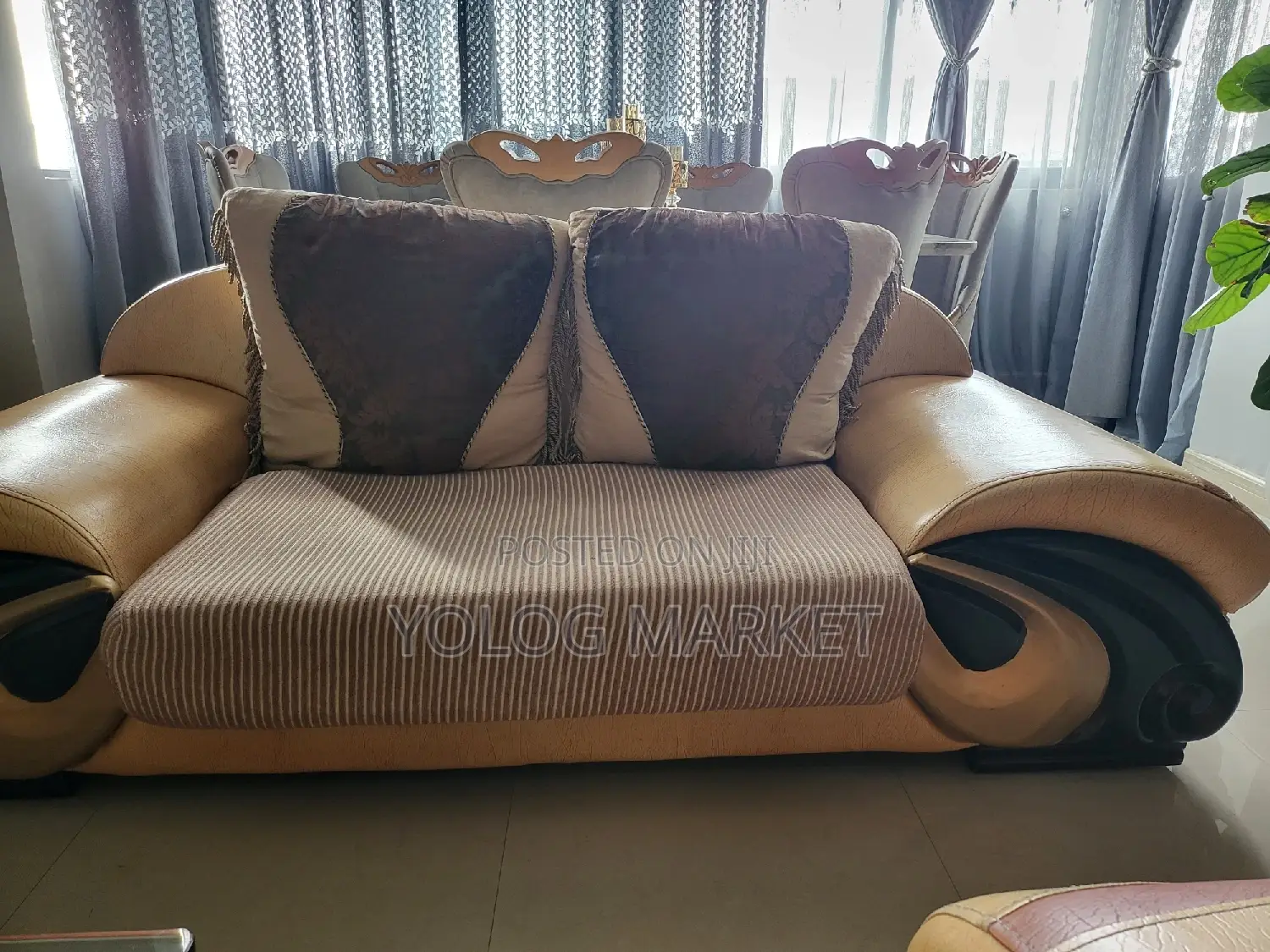 Sofa for Sale
