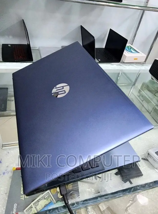 New Laptop HP Pavilion 15 8GB Intel Core I7 SSD 512GB