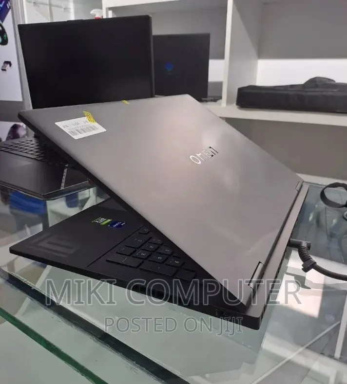 New Laptop HP Omen 15 16GB Intel Core I7 SSD 1T