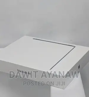 New Laptop Apple MacBook Air 2022 M2 8GB Apple M2 SSD 256GB