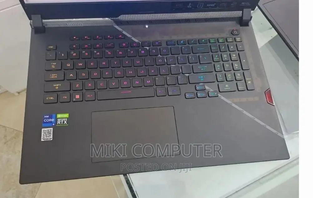 New Laptop Asus ROG G703 32GB Intel Core I7 SSD 1T