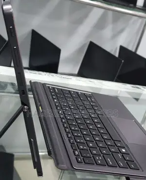 New Laptop HP X2 210 8GB Intel Core I5 SSD 256GB