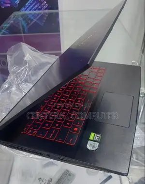 New Laptop MSI GP75 Leopard 16GB Intel Core I7 SSD 512GB