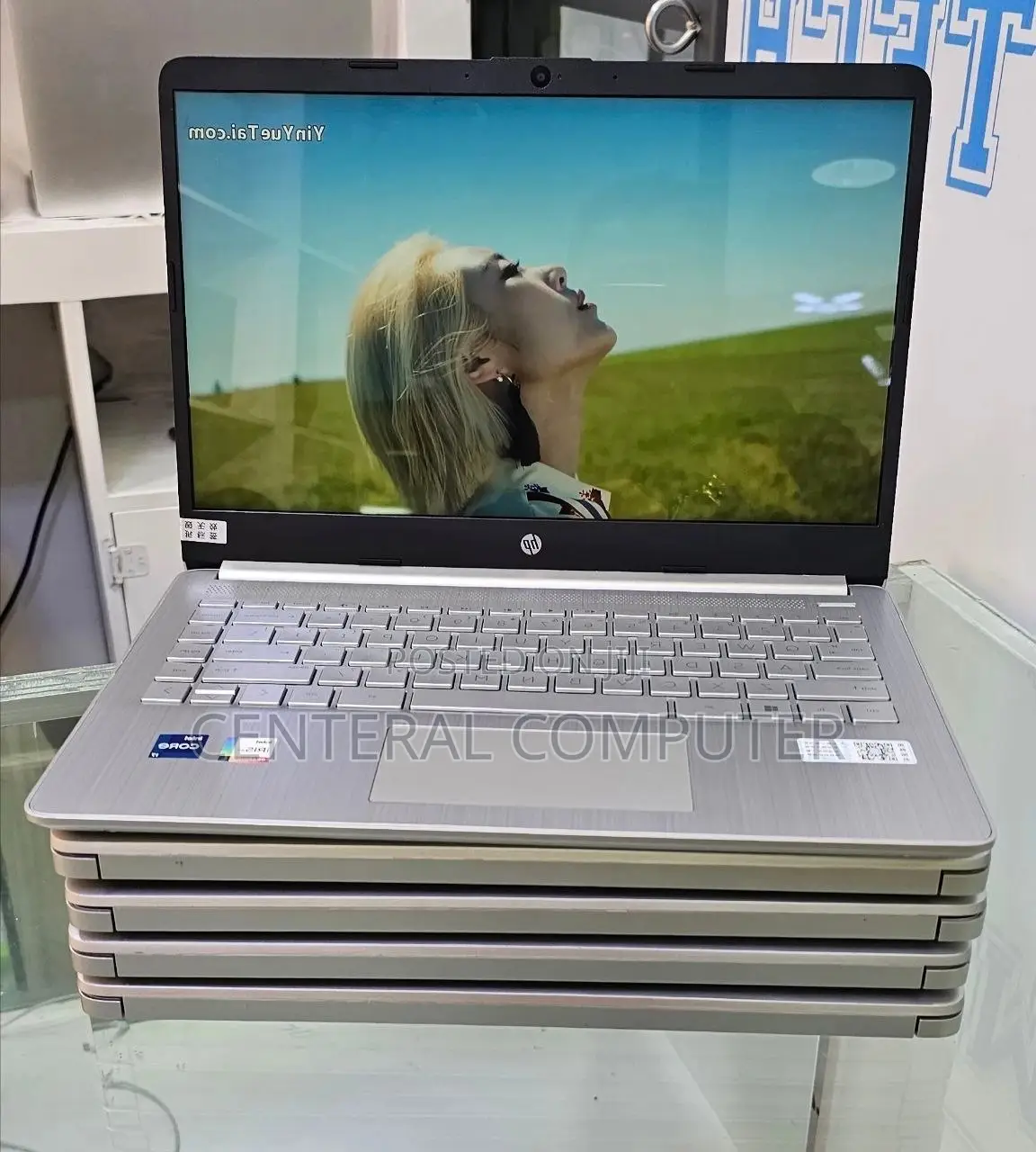 New Laptop HP Stream Notebook 16GB Intel Core I7 SSD 512GB