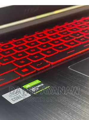 New Laptop MSI 8GB Intel Core I5 SSD 512GB