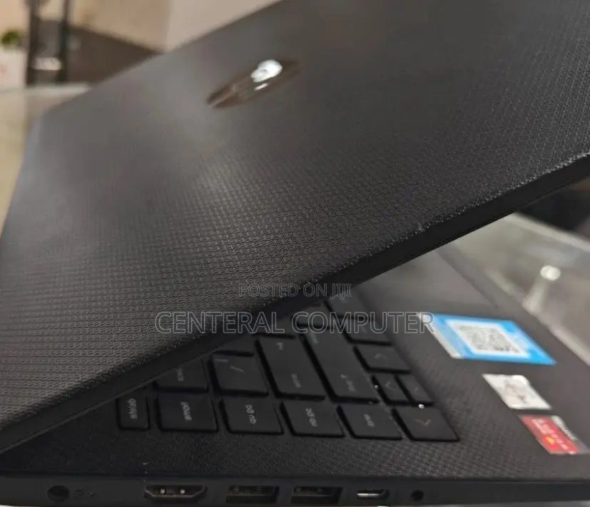 New Laptop HP Stream Notebook 8GB Intel Core I5 SSD 256GB