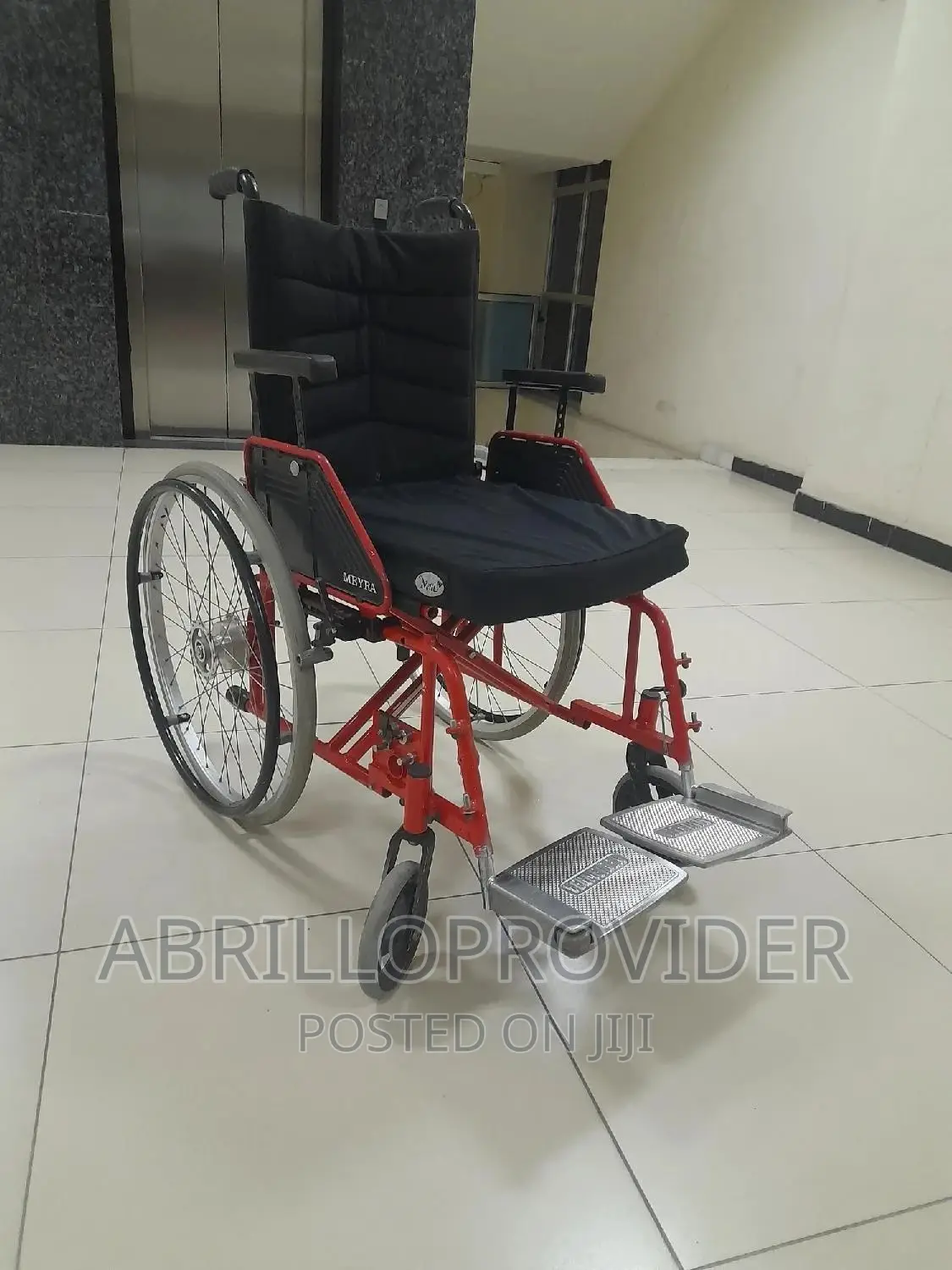 Commfortable Wheelchair for Adult