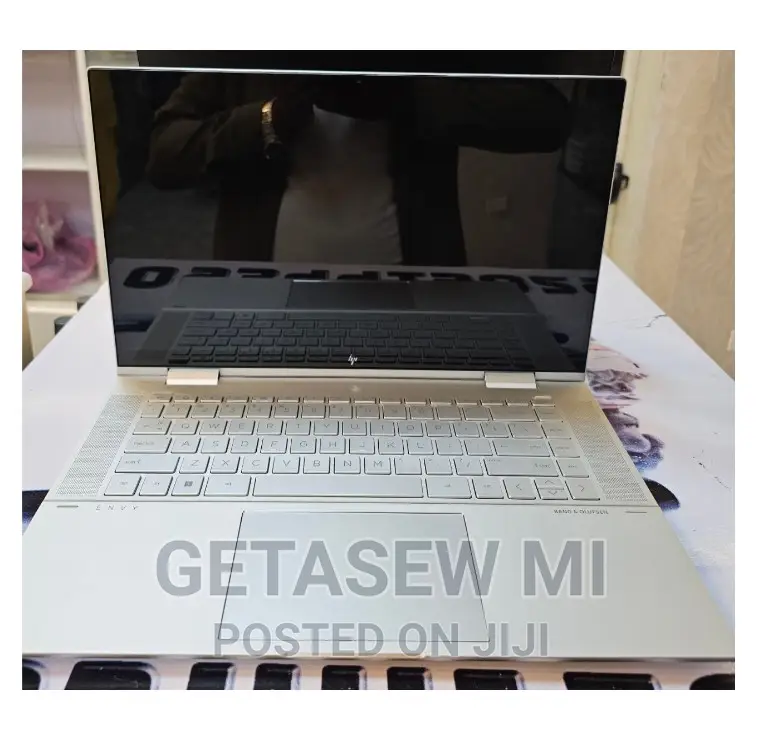 New Laptop HP Envy X360 16GB Intel Core I5 SSD 512GB