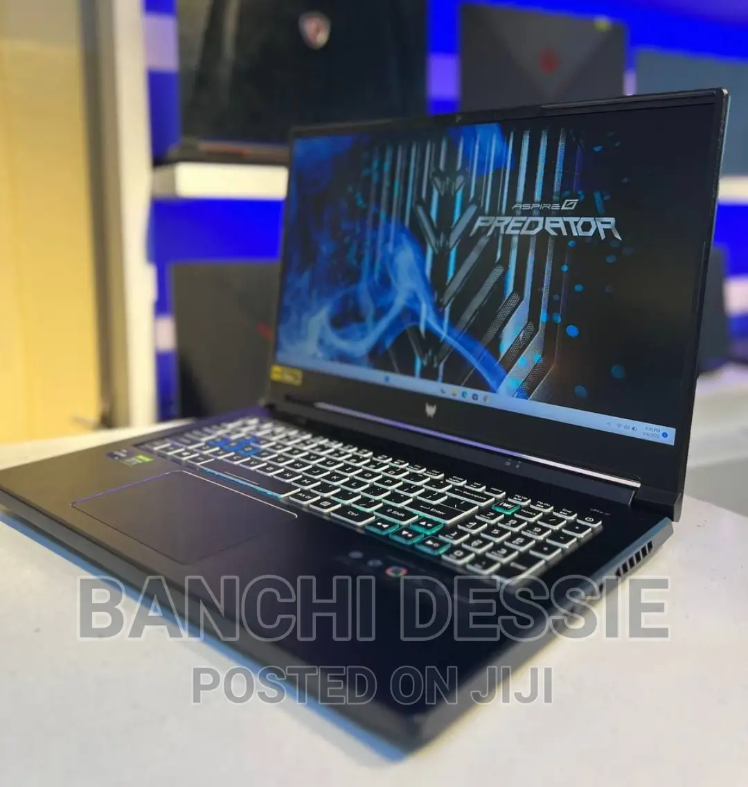 New Laptop Acer Predator Helios 300 16GB Intel Core I9 SSD 512GB