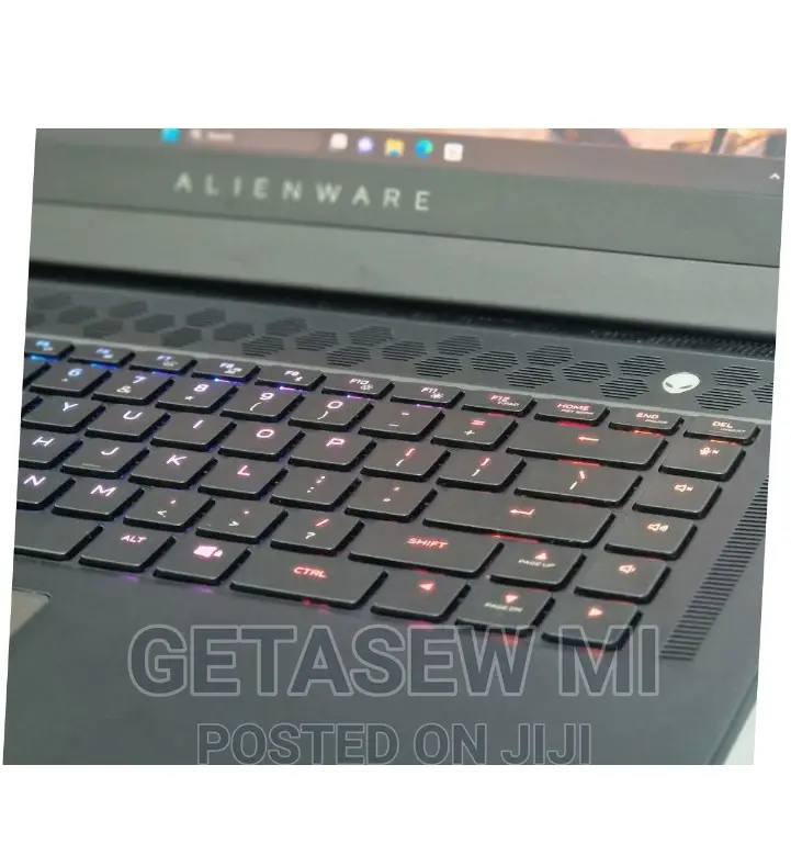 New Laptop Alienware Area-51m 16GB Intel Core I7 SSD 1T