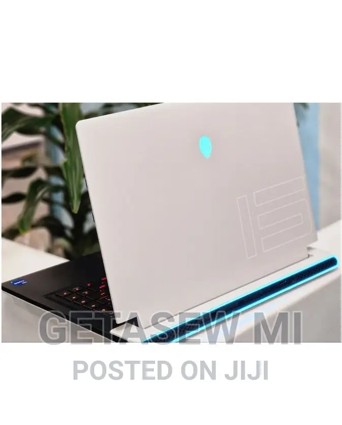 New Laptop Alienware Area-51m 16GB Intel Core I7 SSD 1T