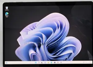 New Laptop Microsoft Surface Pro 9 16GB Intel Core I5 SSD 256GB