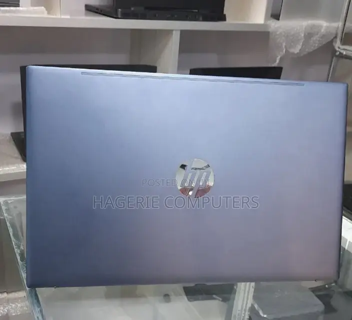 New Laptop HP Pavilion 15-Cs3063cl 8GB Intel Core I7 SSD 512GB