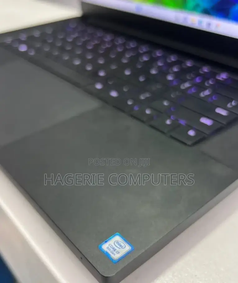 New Laptop Razer Blade 8GB Intel Core i7 SSHD (Hybrid) 1T