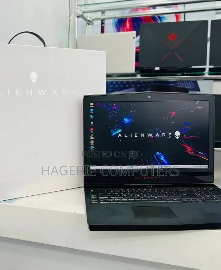 New Laptop Alienware Area-51m 16GB Intel Core i7 SSD 512GB