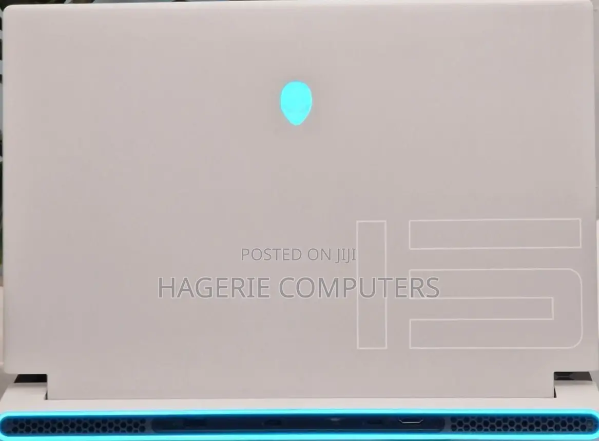 New Laptop Alienware M17x R2 16GB Intel Core I7 SSD 1T